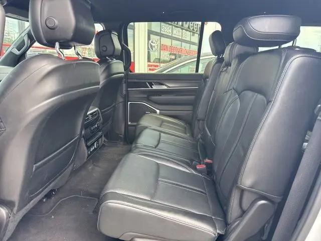 2024 Jeep Wagoneer Series III 4x4