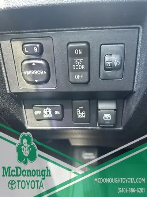 2017 Toyota Tundra Limited 5.7L V8