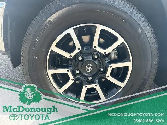 2017 Toyota Tundra Limited 5.7L V8