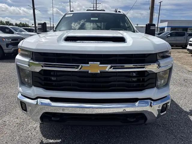 2026 Chevrolet Silverado 3500HD Crew Cab, Long Bed, LT Dual Rear Wheel, RWD