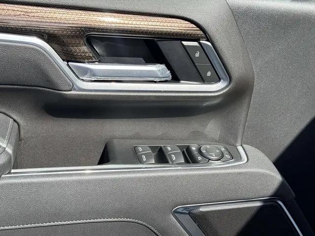 2026 Chevrolet Silverado 3500HD Crew Cab, Long Bed, LT Dual Rear Wheel, RWD