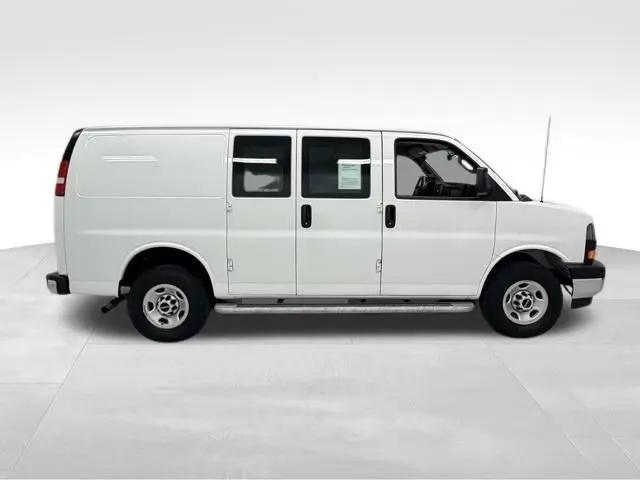 2024 GMC Savana Cargo RWD 2500 Regular Wheelbase Work Van