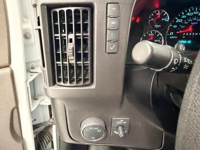 2024 GMC Savana Cargo RWD 2500 Regular Wheelbase Work Van