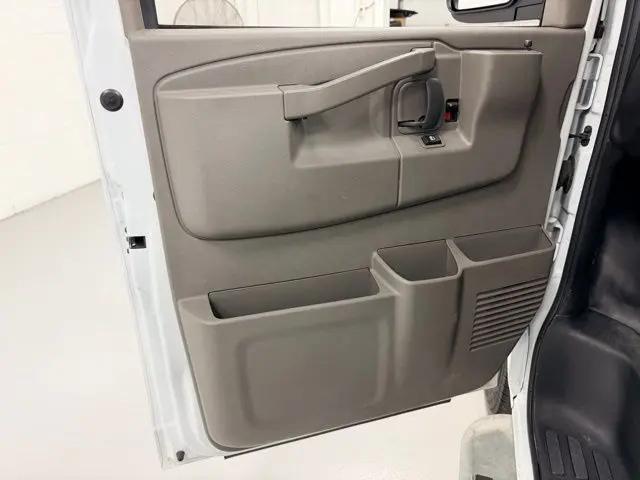 2024 GMC Savana Cargo RWD 2500 Regular Wheelbase Work Van