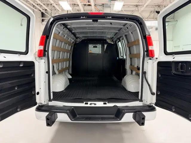 2024 GMC Savana Cargo RWD 2500 Regular Wheelbase Work Van