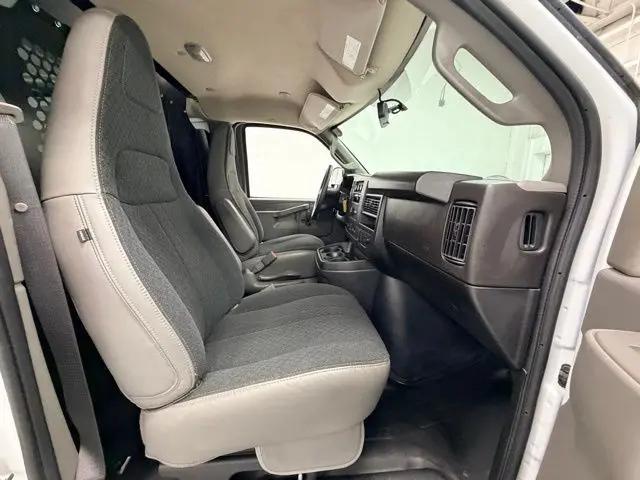 2024 GMC Savana Cargo RWD 2500 Regular Wheelbase Work Van