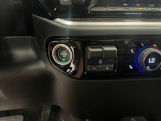 2026 Chevrolet Silverado 1500 4WD Crew Cab Standard Bed LT