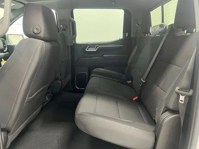 2026 Chevrolet Silverado 1500 4WD Crew Cab Standard Bed LT