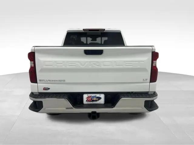 2026 Chevrolet Silverado 1500 4WD Crew Cab Standard Bed LT