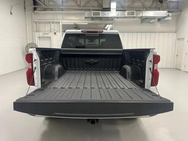 2026 Chevrolet Silverado 1500 4WD Crew Cab Standard Bed LT