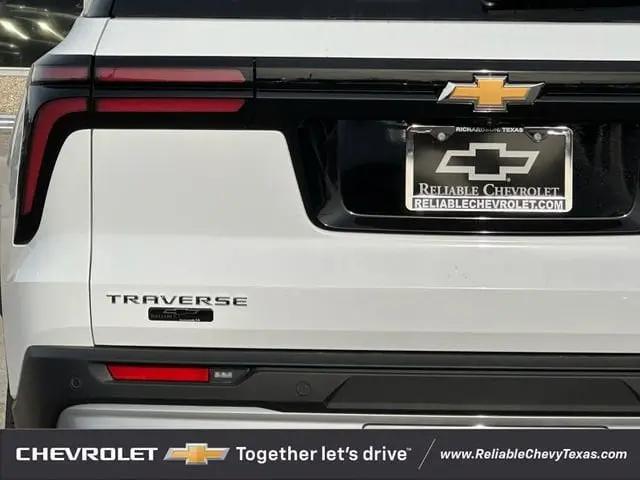 2026 Chevrolet Traverse FWD LT