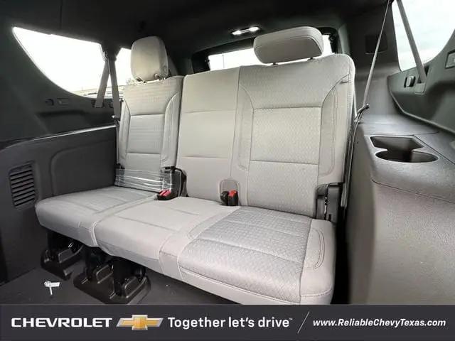 2026 Chevrolet Suburban LS, RWD