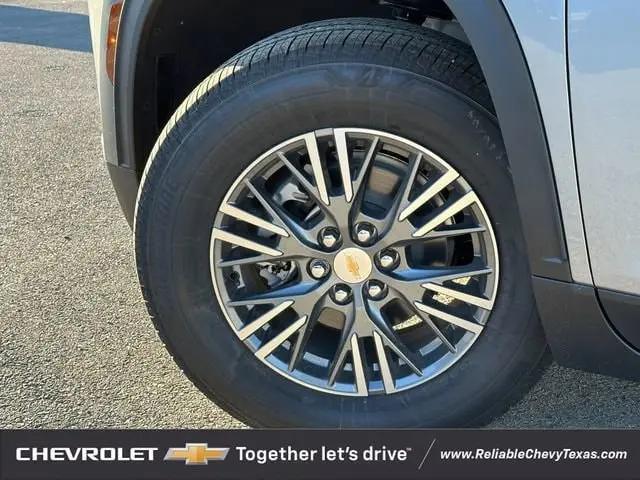 2026 Chevrolet Traverse FWD LT