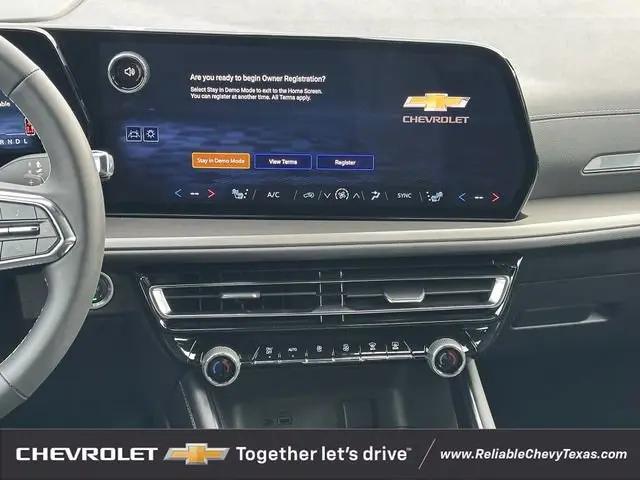 2026 Chevrolet Traverse FWD LT