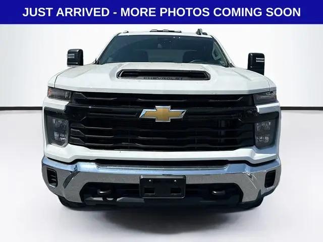 2024 Chevrolet Silverado 3500HD 2WD Crew Cab Standard Bed Work Truck
