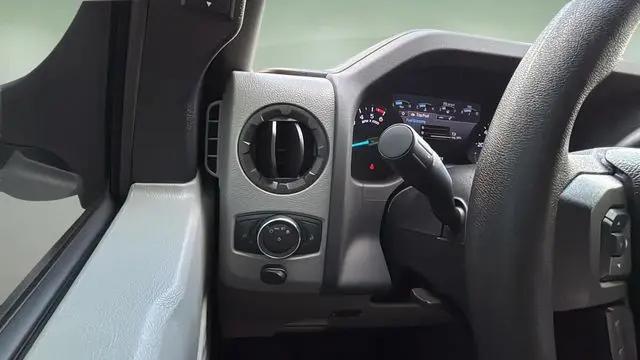 2022 Ford E-450 Cutaway Base