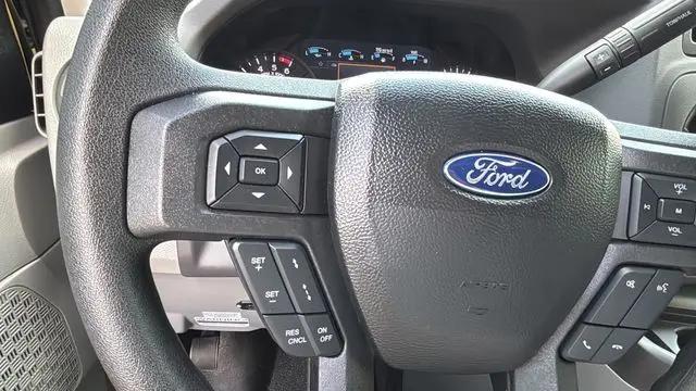 2022 Ford E-450 Cutaway Base