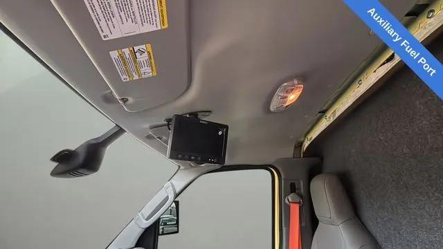 2022 Ford E-450 Cutaway Base