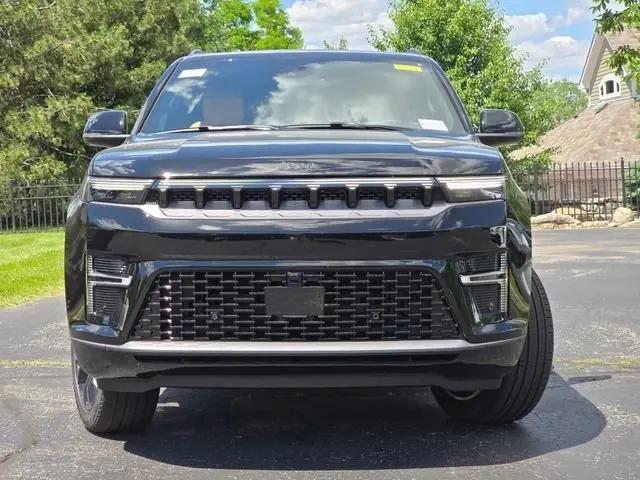 2026 Jeep Grand Wagoneer Summit Reserve 4x4