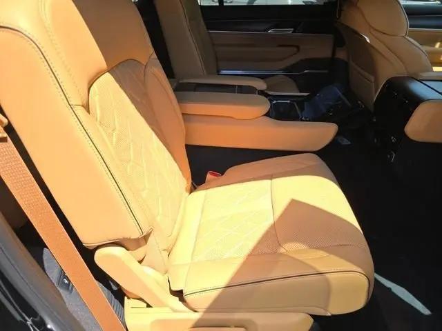 2026 Jeep Grand Wagoneer Summit Reserve 4x4