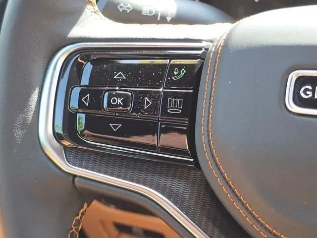2026 Jeep Grand Wagoneer Summit Reserve 4x4