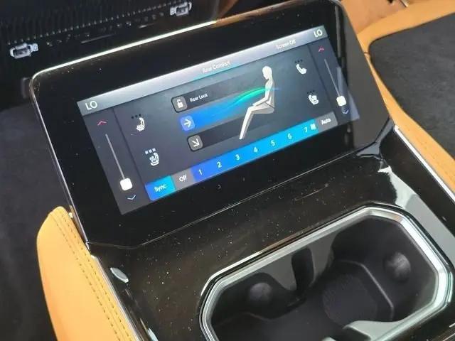 2026 Jeep Grand Wagoneer Summit Reserve 4x4