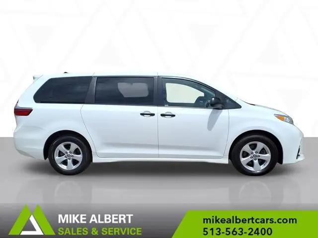 2020 Toyota Sienna L