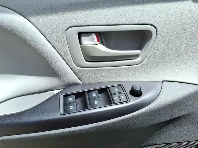 2020 Toyota Sienna L