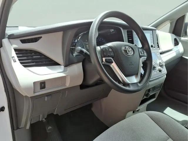 2020 Toyota Sienna L