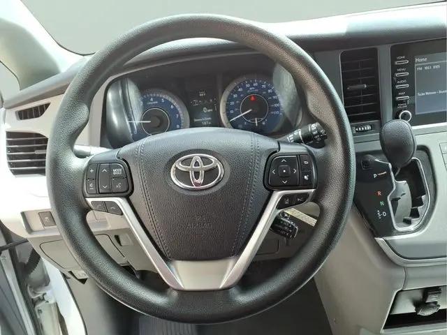 2020 Toyota Sienna L