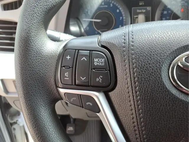 2020 Toyota Sienna L