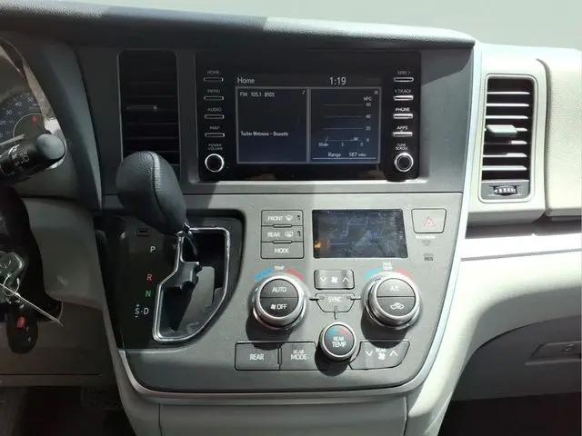 2020 Toyota Sienna L