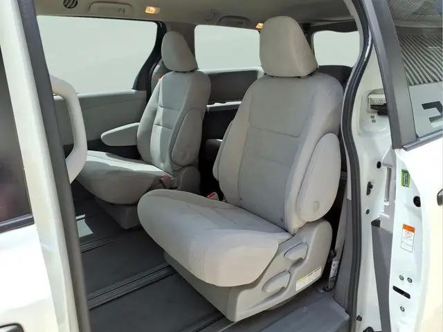 2020 Toyota Sienna L
