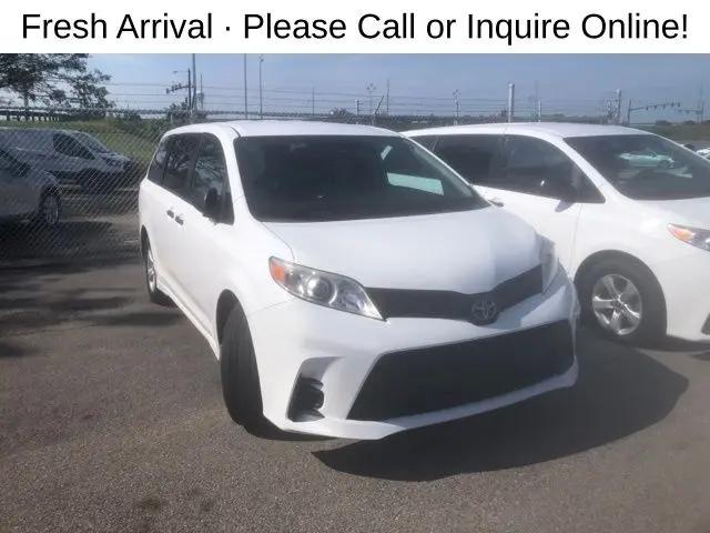 2020 Toyota Sienna L for sale near Cincinnnati, OH