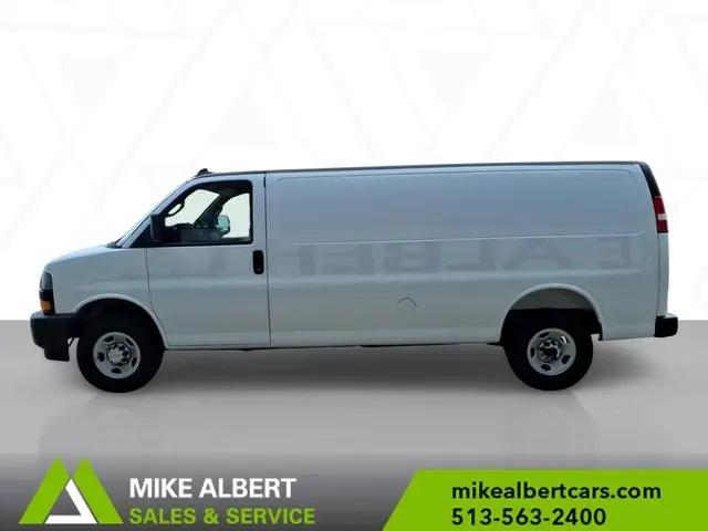 2025 Chevrolet Express Cargo Van RWD 2500 Extended Wheelbase WT