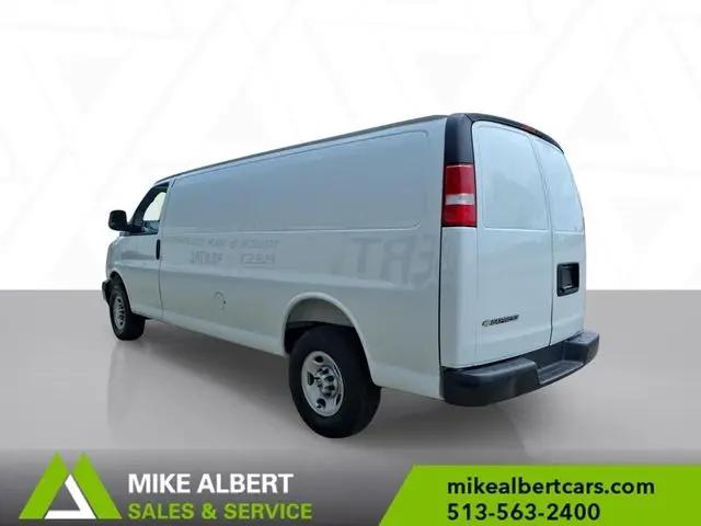 2025 Chevrolet Express Cargo Van RWD 2500 Extended Wheelbase WT