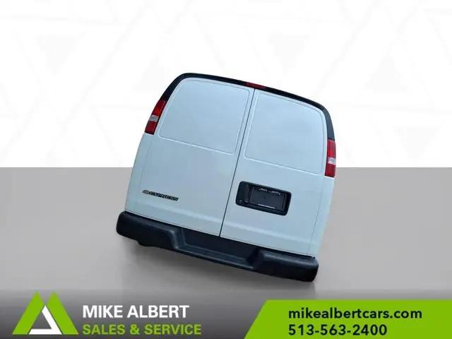2025 Chevrolet Express Cargo Van RWD 2500 Extended Wheelbase WT