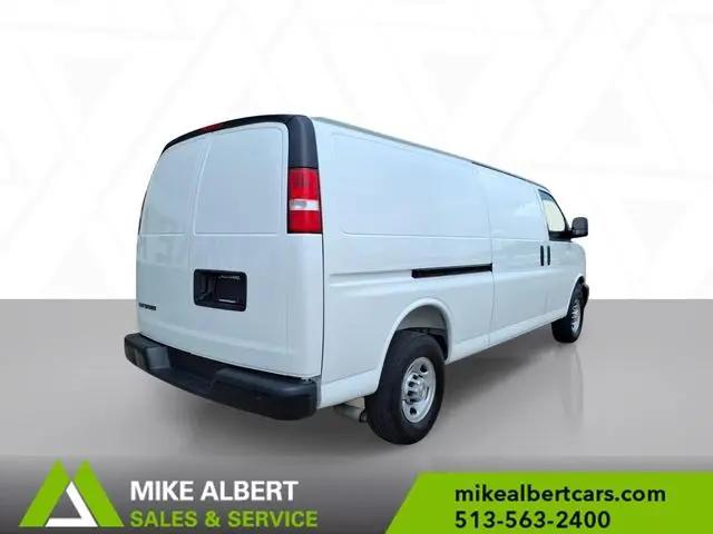 2025 Chevrolet Express Cargo Van RWD 2500 Extended Wheelbase WT