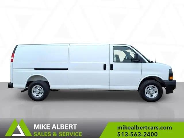 2025 Chevrolet Express Cargo Van RWD 2500 Extended Wheelbase WT