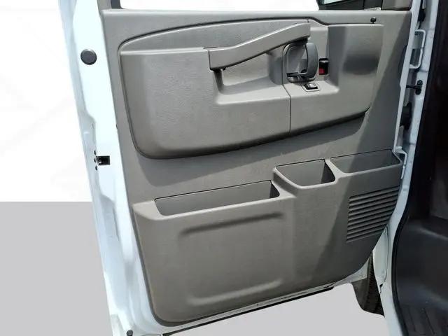 2025 Chevrolet Express Cargo Van RWD 2500 Extended Wheelbase WT