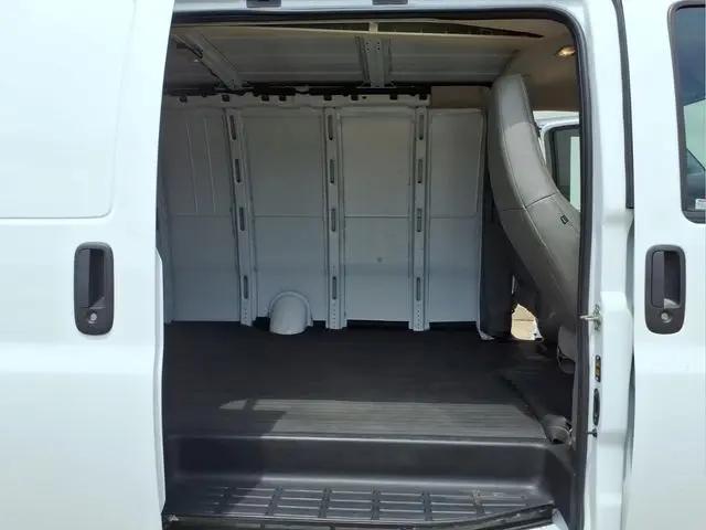 2025 Chevrolet Express Cargo Van RWD 2500 Extended Wheelbase WT
