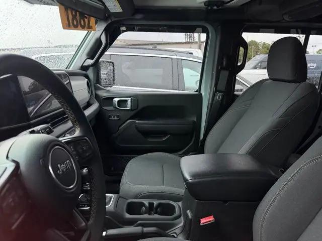 2024 Jeep Wrangler 4-Door Willys 4x4