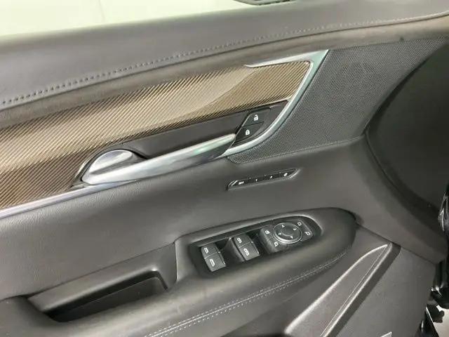 2019 Cadillac XT5 Platinum