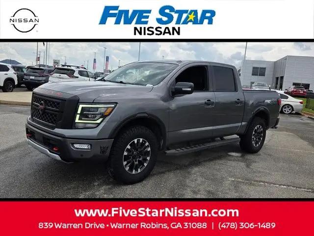 2021 Nissan Titan Crew Cab PRO-4X 4x4