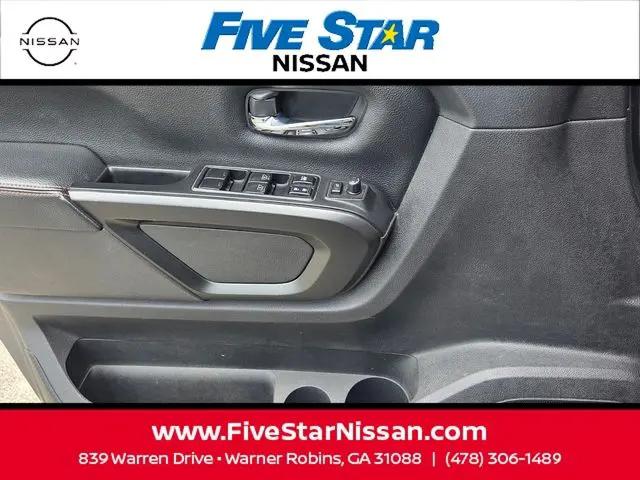 2021 Nissan Titan Crew Cab PRO-4X 4x4