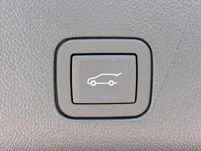 2026 GMC Yukon XL 4WD AT4 Ultimate