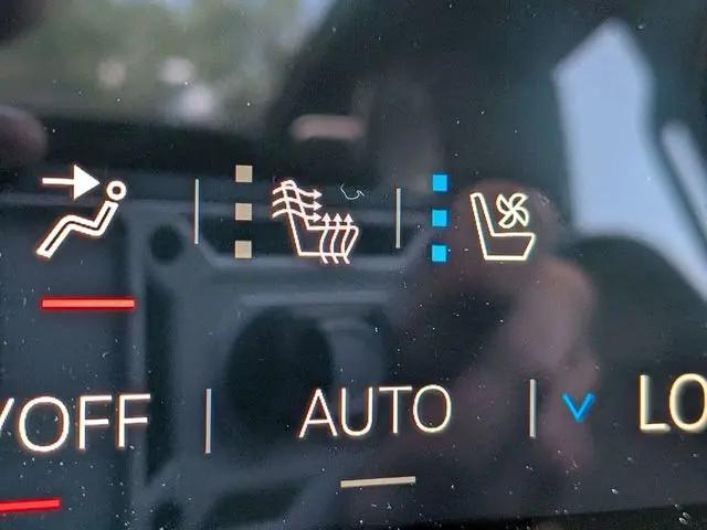 2026 GMC Yukon XL 4WD AT4 Ultimate