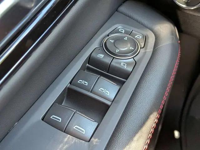 2026 GMC Yukon XL 4WD AT4 Ultimate
