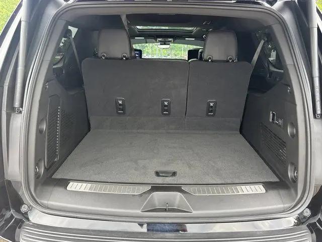 2025 GMC Yukon XL 4WD AT4 Ultimate