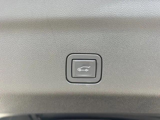 2025 GMC Yukon XL 4WD AT4 Ultimate